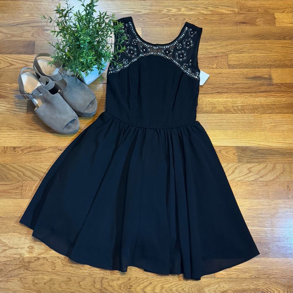 Way In Juniors 3 Black Beaded Backless Fit and Flare Sleeveless Party Dress Prom